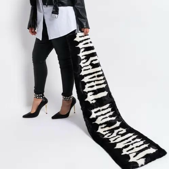 Scarf - Picture 1 of 1